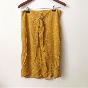 Hem & Thread • Faux Button Down Skirt